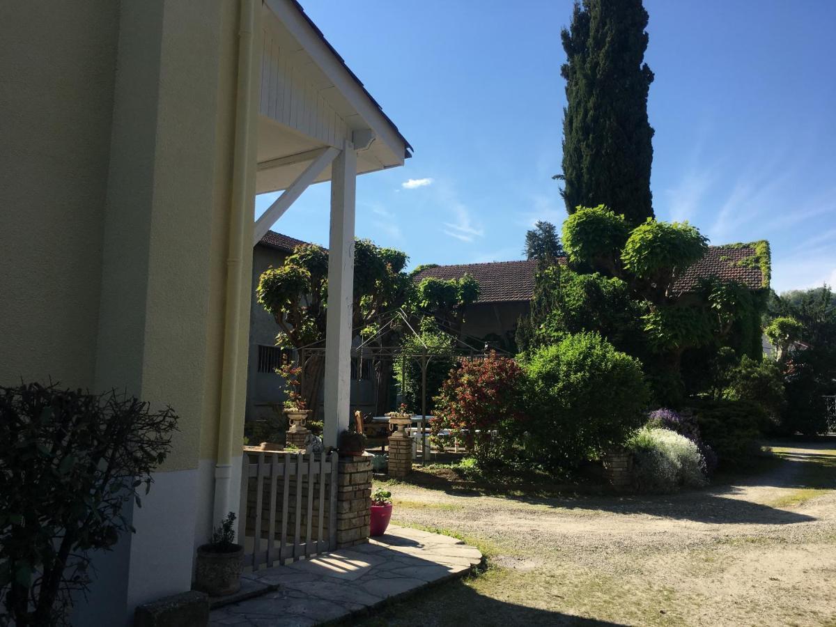 Villa Dufresne Beynost Luaran gambar